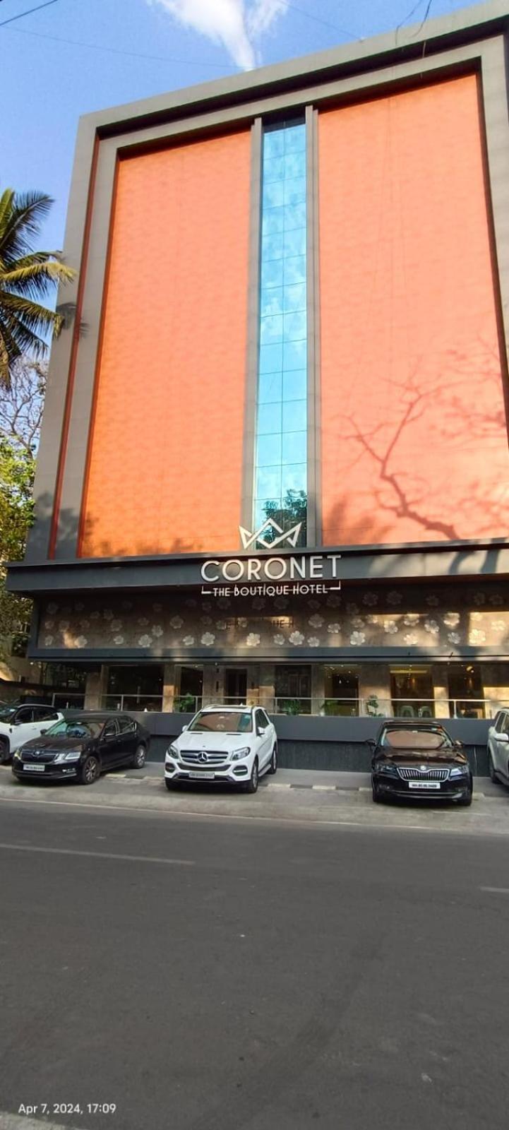 Coronet The Boutique Hotel Пюн Екстериор снимка
